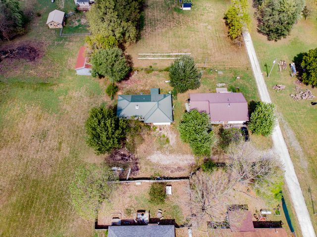 5321 South Street, Morrisville, MO 65710