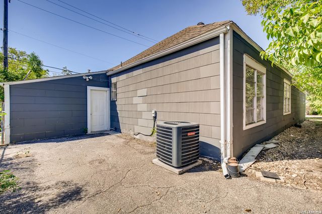 400 ELEANOR AVE, San Antonio, TX 78209