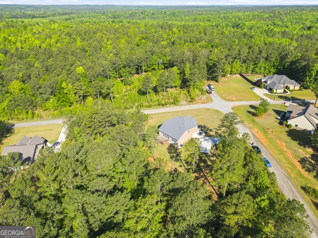 2910 Red Fox Drive, Haddock, GA 31033