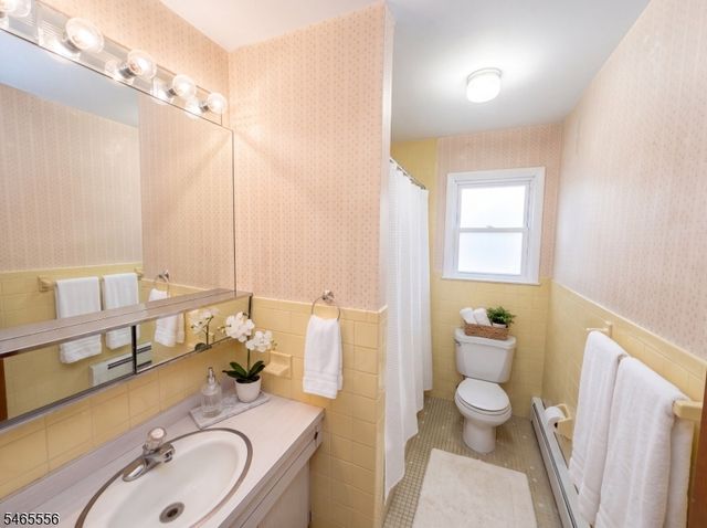 59 Prospect Point Rd, Jefferson Twp., NJ 07849