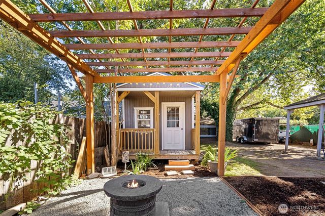 3625 A St, Tacoma, WA 98418