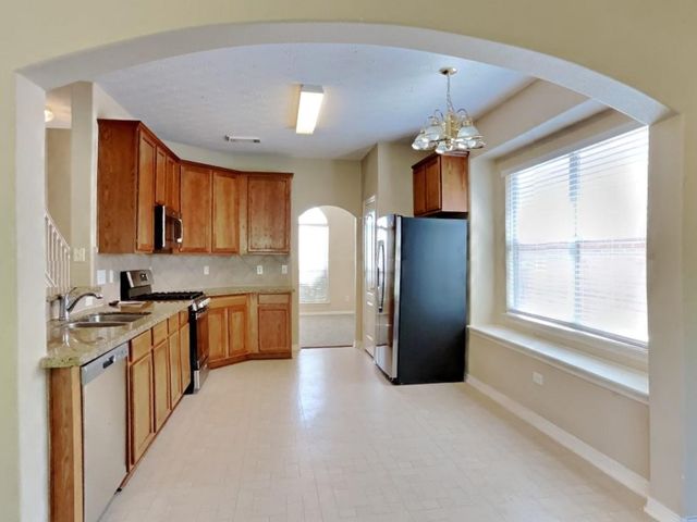 7805 Board Crossing, Conroe, TX 77304