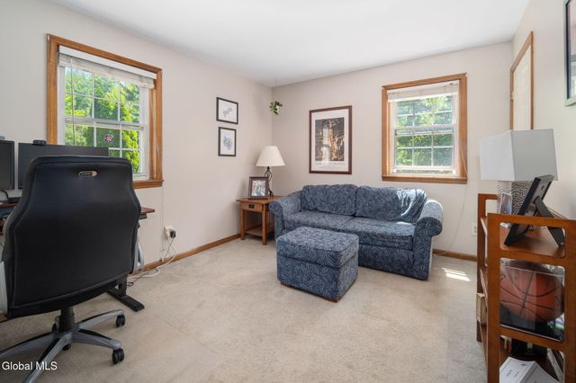 7 Hickory Lane, Sand Lake, NY 12018