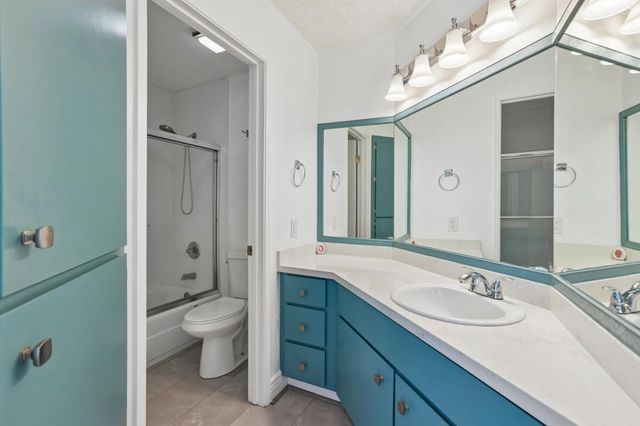 482 Shadowgraph Drive, San Jose, CA 95110