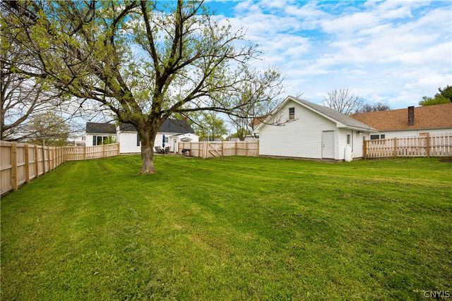 5166 Seneca Street West, Vernon, NY 13476