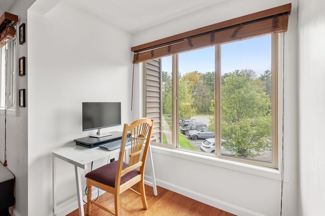 340 Centre Avenue 7, Rockland, MA 02370
