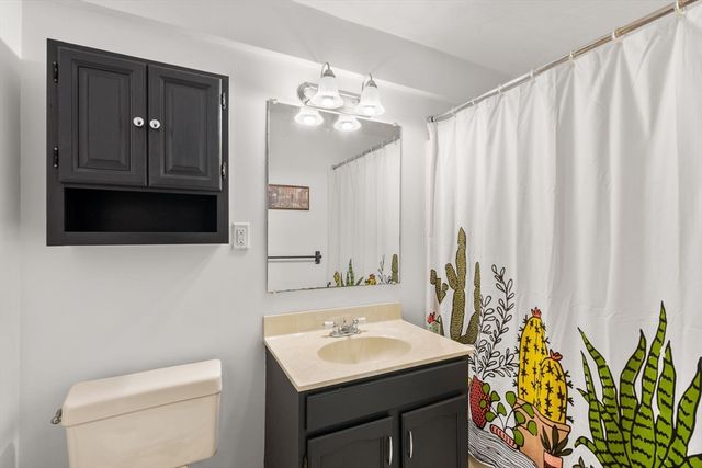 340 Centre Avenue 7, Rockland, MA 02370