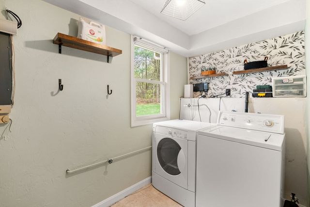 340 Centre Avenue 7, Rockland, MA 02370