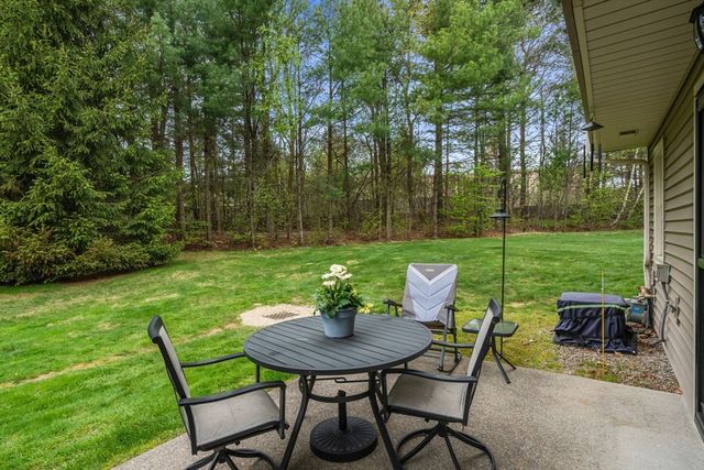 340 Centre Avenue 7, Rockland, MA 02370