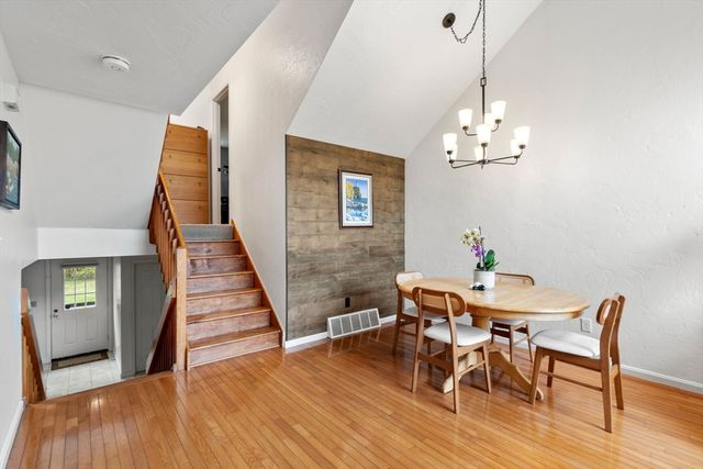 340 Centre Avenue 7, Rockland, MA 02370