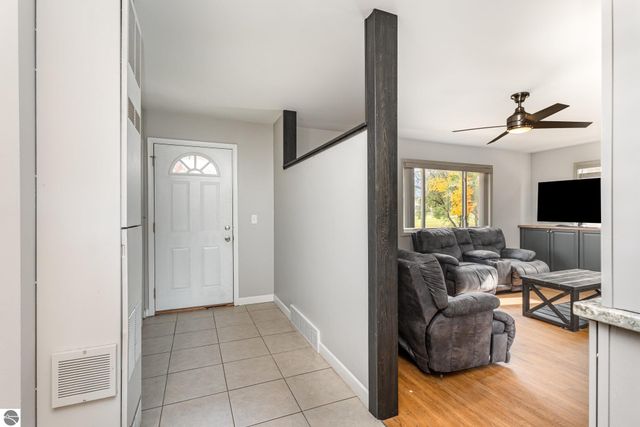 1904 S Johnson Street, Mt Pleasant, MI 48858