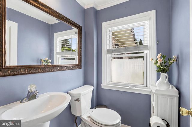 5118 BOND AVE, Drexel Hill, PA 19026