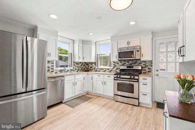 5118 BOND AVE, Drexel Hill, PA 19026