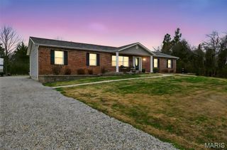 1402 Radcliff Drive, Festus, MO 63028
