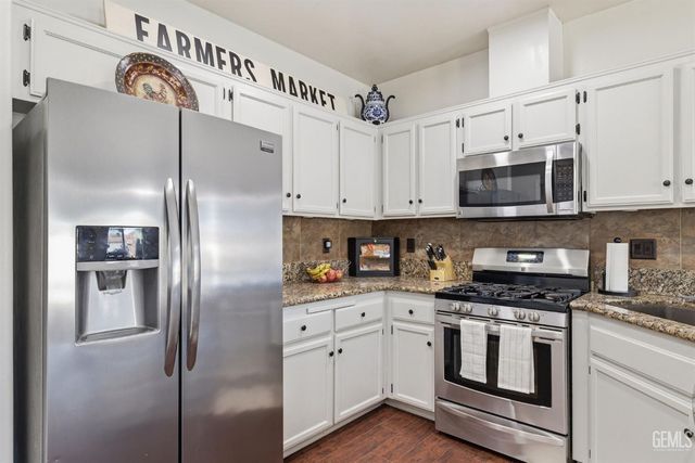 1003 Vallejo Drive, Bakersfield, CA 93307