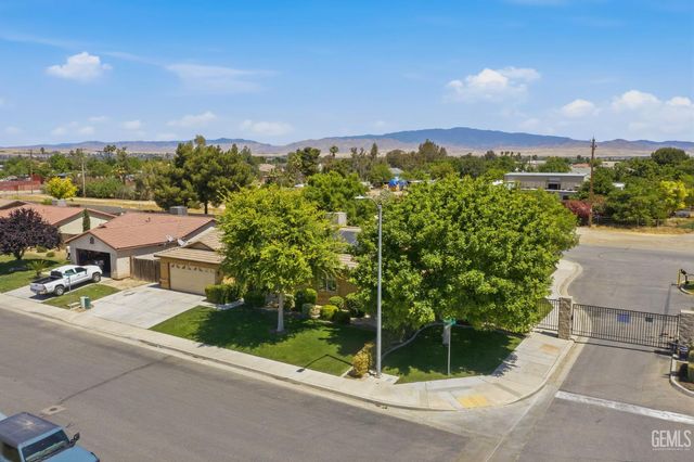 1003 Vallejo Drive, Bakersfield, CA 93307