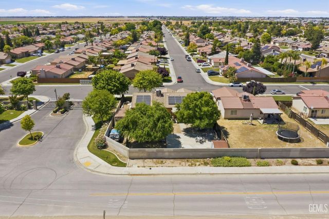 1003 Vallejo Drive, Bakersfield, CA 93307
