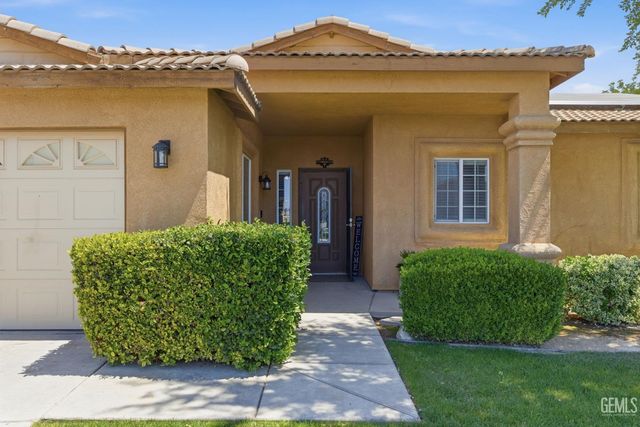 1003 Vallejo Drive, Bakersfield, CA 93307