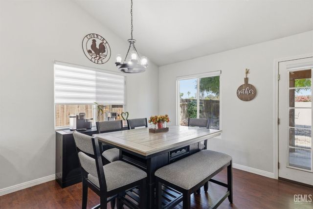 1003 Vallejo Drive, Bakersfield, CA 93307