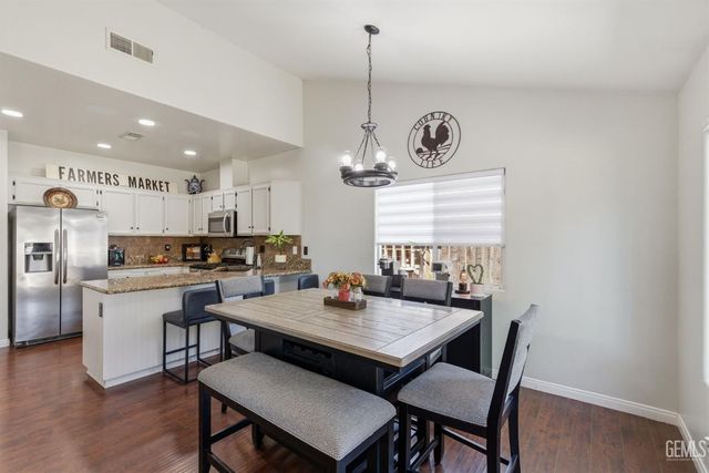 1003 Vallejo Drive, Bakersfield, CA 93307