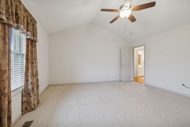 788 Long Creek Rd, Lafayette, TN 37083