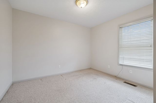 788 Long Creek Rd, Lafayette, TN 37083