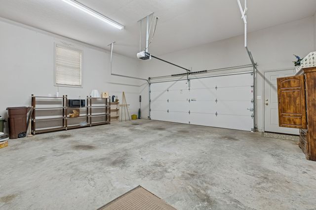 788 Long Creek Rd, Lafayette, TN 37083