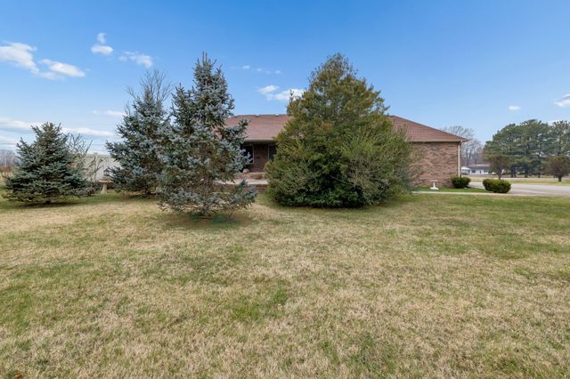 788 Long Creek Rd, Lafayette, TN 37083