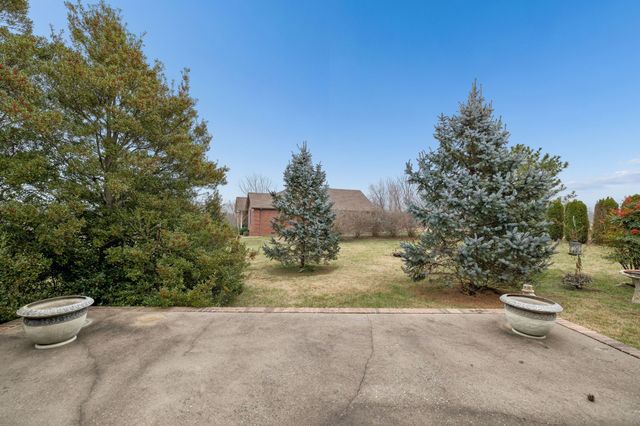 788 Long Creek Rd, Lafayette, TN 37083