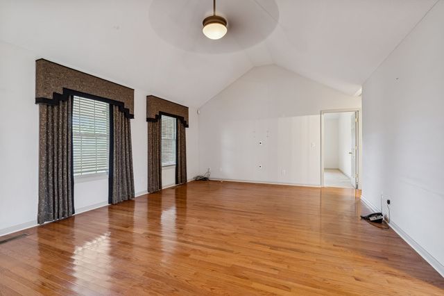 788 Long Creek Rd, Lafayette, TN 37083