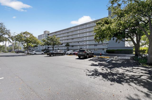 5500 NW 2nd Avenue 718, Boca Raton, FL 33487