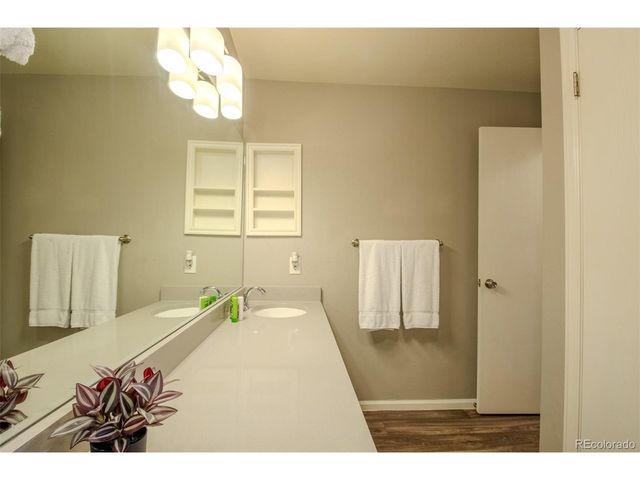 10920 W Florida Ave D-416, Lakewood, CO 80232