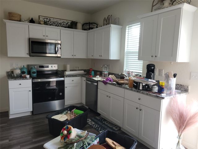 107 Gemsbok RD, Hutto, TX 78634