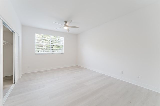 20889 Saint Andrews Boulevard, Boca Raton, FL 33433