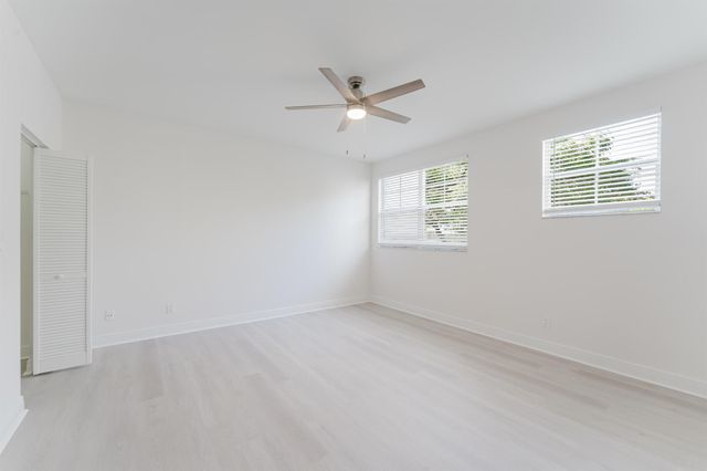 20889 Saint Andrews Boulevard, Boca Raton, FL 33433