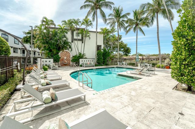 20889 Saint Andrews Boulevard, Boca Raton, FL 33433