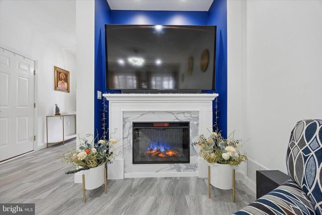 49 MEADOWLARK DR, Hamilton, NJ 08690