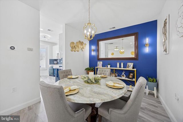 49 MEADOWLARK DR, Hamilton, NJ 08690