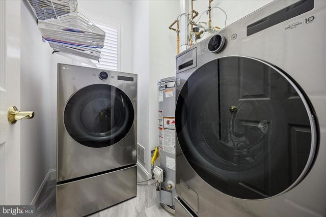 49 MEADOWLARK DR, Hamilton, NJ 08690