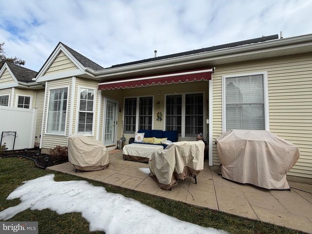 49 MEADOWLARK DR, Hamilton, NJ 08690