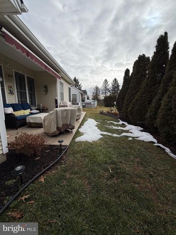 49 MEADOWLARK DR, Hamilton, NJ 08690