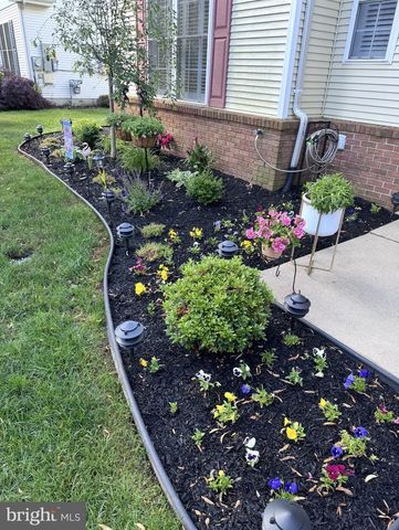 49 MEADOWLARK DR, Hamilton, NJ 08690