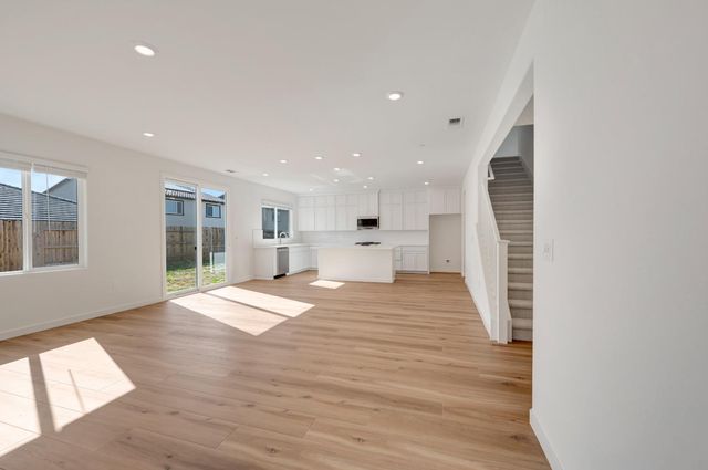 4243 Privas Way, Rancho Cordova, CA 95742
