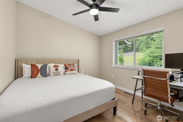 3023 Oldani Road, Raymond, WA 98577