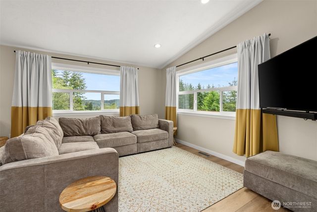 3023 Oldani Road, Raymond, WA 98577
