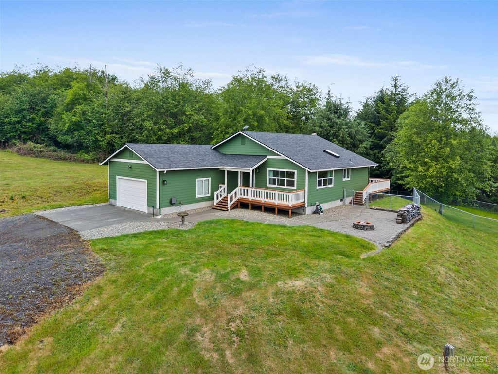 3023 Oldani Road, Raymond, WA 98577