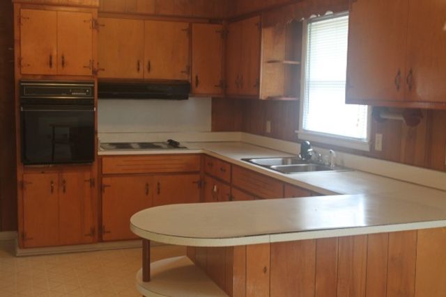 208 Bate Ave, Gallatin, TN 37066