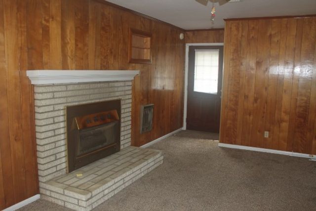 208 Bate Ave, Gallatin, TN 37066