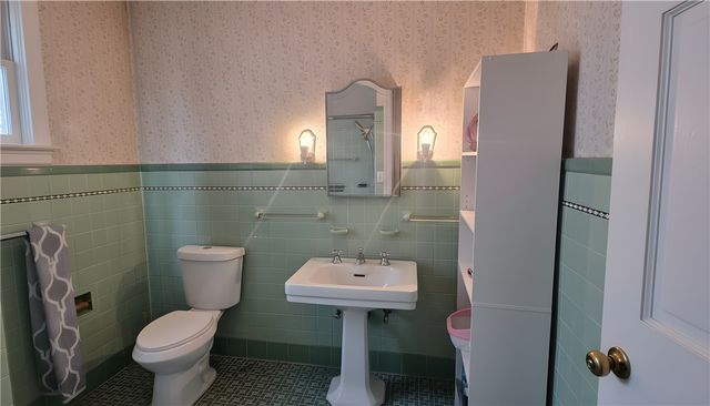 516 W 3rd, Oil City, PA 16301