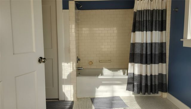 516 W 3rd, Oil City, PA 16301